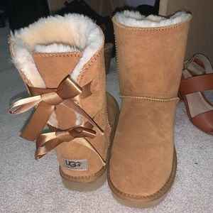 Brown UGG boots w/ back ties